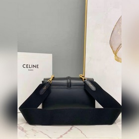 CELINE Сумка из гладкой кожи, подкладка из кожи/ткани, через пле