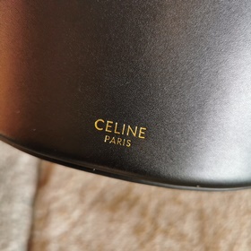 CELINE Новинка Новинка с подиума, осень-зима, ведро из телячьей 