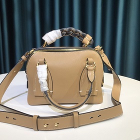 CHLOE  Daria Сумка It Bag Daria Возрождение духа сумки. Изысканн