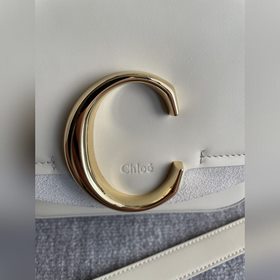 CHLOE Сумка через плечо с модным и ярким дизайном, украшенная нак
