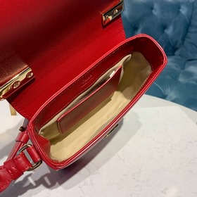 CHLOE Сумка C Bag с кожаным ремнем через плечо отличается модным 