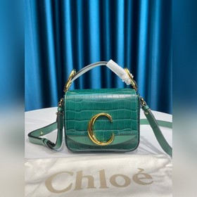 CHLOE Сумка C Bag с косым ремнем отличается модным и ярким дизайн