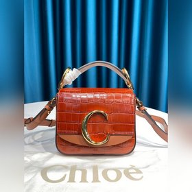 CHLOE Сумка C Bag с кожаным ремнем через плечо отличается модным