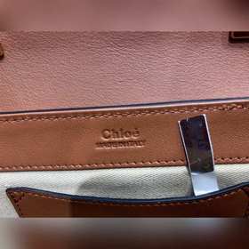 CHLOE Сумка C Bag с кожаным ремнем через плечо отличается модным 
