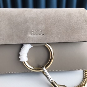 CHLOE Faye среднего размера подходит для всех стилей и множества 
