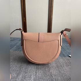CHLOE  Новая модель DARRYL в цвете «персиковый улун» седлом Сум
