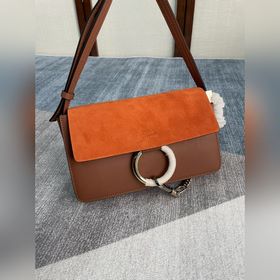 Новый цвет Chloe Faye среднего размера, который подходит для всех