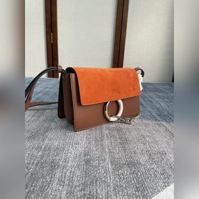 Новый цвет Chloe Faye среднего размера, который подходит для всех