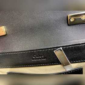 CHLOE  Сумка C Bag с косым ремнем отличается модным и ярким диза