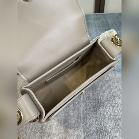 CHLOE  Новая осенне-зимняя модель небольшой сумки через плечо. и