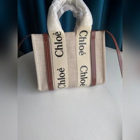 CHLOE – популярная сумка Woody Tote (с плечевым ремнем) Многие из