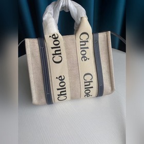 CHLOE – популярная сумка Woody Tote (с плечевым ремнем) Многие из