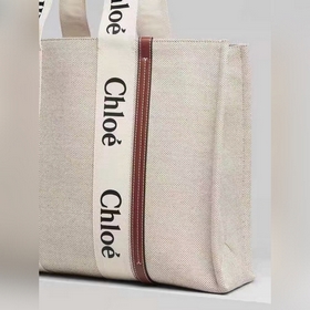CHLOE Модель, которую можно назвать «фабрикой модных сумок» – сум