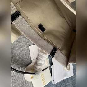 CHLOE  Большая сумка черного цвета, которая может служить в каче