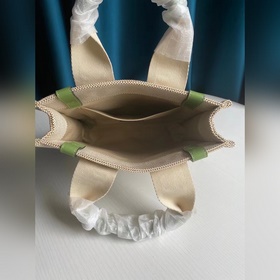 CHLOE  Зеленая ювелирная сумка, которую можно назвать «машиной д