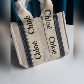CHLOE  Синяя сумка небольшого размера, которая может служить в к