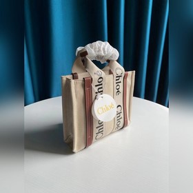 CHLOE m коричневая сумка небольшого размера считается модной сумк