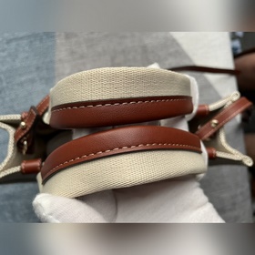 CHLOE Постоянно популярная сумка Woody Tote (с плечевым ремнем) 