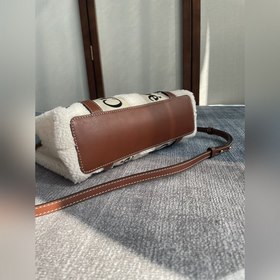 CHLOE Новые модели сумок-тоут на осень-зиму уже в продаже. Покор
