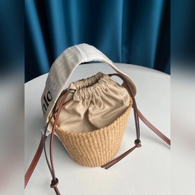 CHLOE Новая сумка из плетеного ротанга Small Woody Basket Малень
