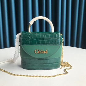 CHLOE  Маленькая сумка ABY LOCK с тиснением под кожу крокодила,