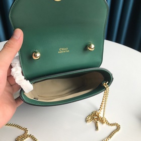 CHLOE  Маленькая сумка ABY LOCK с тиснением под кожу крокодила, 