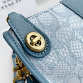Coach Модель： C0721 23 Классическая сумка с логотипом из ткани 