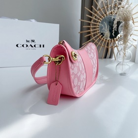 Coach Артикул： C0721 23 Классическая сумка с логотипом из ткани