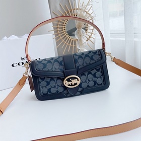 Coach Модель： C4064 Новый цвет сумки-седла, аналогичной модели Я