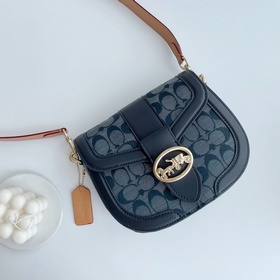 Coach Модель： C4066 Новый цвет сумки-седла, аналогичной модели Я