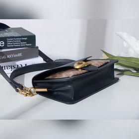 Coach Женская сумка Новая сумка в стиле «Вино» Артикул： 91215 Ц