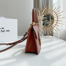 Coach Артикул： 5789 Willis Mini Мини-сумка в стиле ретро с ремне