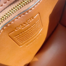 Coach Артикул： 5789 Willis Mini Мини-сумка в стиле ретро с ремне