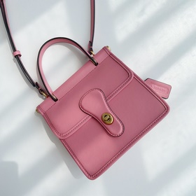 Coach Артикул： 5789 Willis Mini Мини-сумка в стиле ретро с ремне