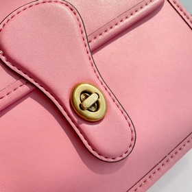 Coach Артикул： 5789 Willis Mini Мини-сумка в стиле ретро с ремне