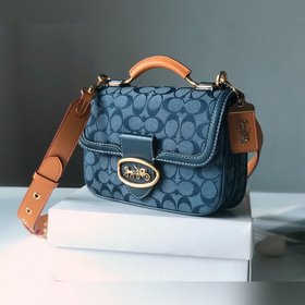 Сумка Coach через плечо Модель： 3630  Серия Chambray в стиле рет