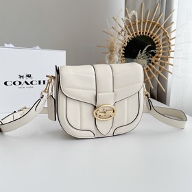 Coach Модель： C2803 Сумка-седло В последние годы эта сумка очень