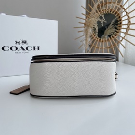 Сумка Coach через плечо  Артикул： 4058 Масштабная сумка в форме 