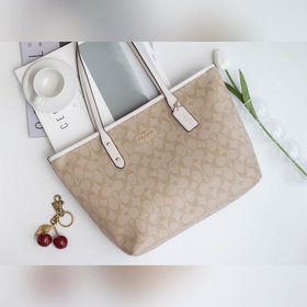 COACH Классическая сумка с логотипом виде буквы C из ПВХ с кожан