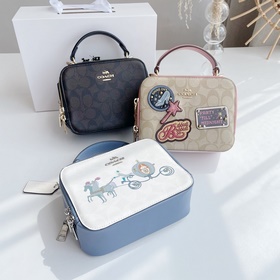 Coach Модель： C1426 Новая модель в цвете ледникового белого. Жен