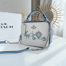 Coach Модель： C1426 Новая модель в цвете ледникового белого. Жен