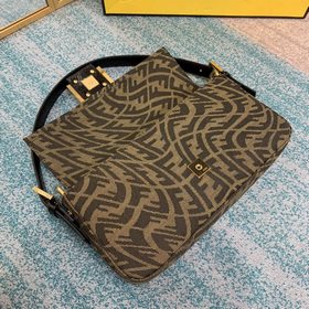 FENDI  Летняя капсульная коллекция Необычные украшения на холст