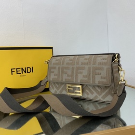 Ограниченная серия FENDI Багет «FENDI» — это классическая модель,