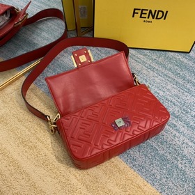 FENDI Средняя сумка Baguette с клапаном и магнитной застежкой FF
