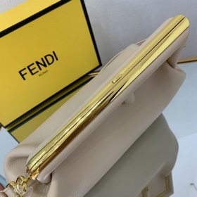 FENDI Большая сумка светло-розового цвета Первая модель, разрабо