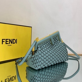 Серия FENDI с буквой F в качестве дизайнерского акцента и тонким 