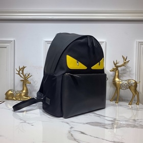 FENDI Большой черный рюкзак с желтыми глазами на переднем карман
