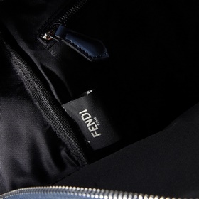 FENDI Модель 9904 Большой рюкзак с передними карманами Сзадиспол