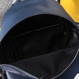 FENDI Модель 9904 Большой рюкзак с передними карманами Сзадиспол