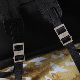 FENDI Рюкзак из нейлона с кожаными вставками С вставкой виде гла